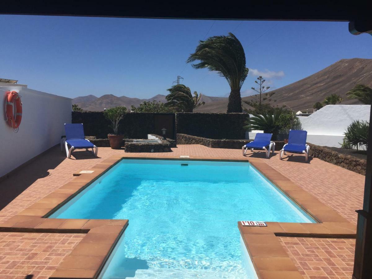 Villa Lucky - Heated Pool Macher Exterior photo