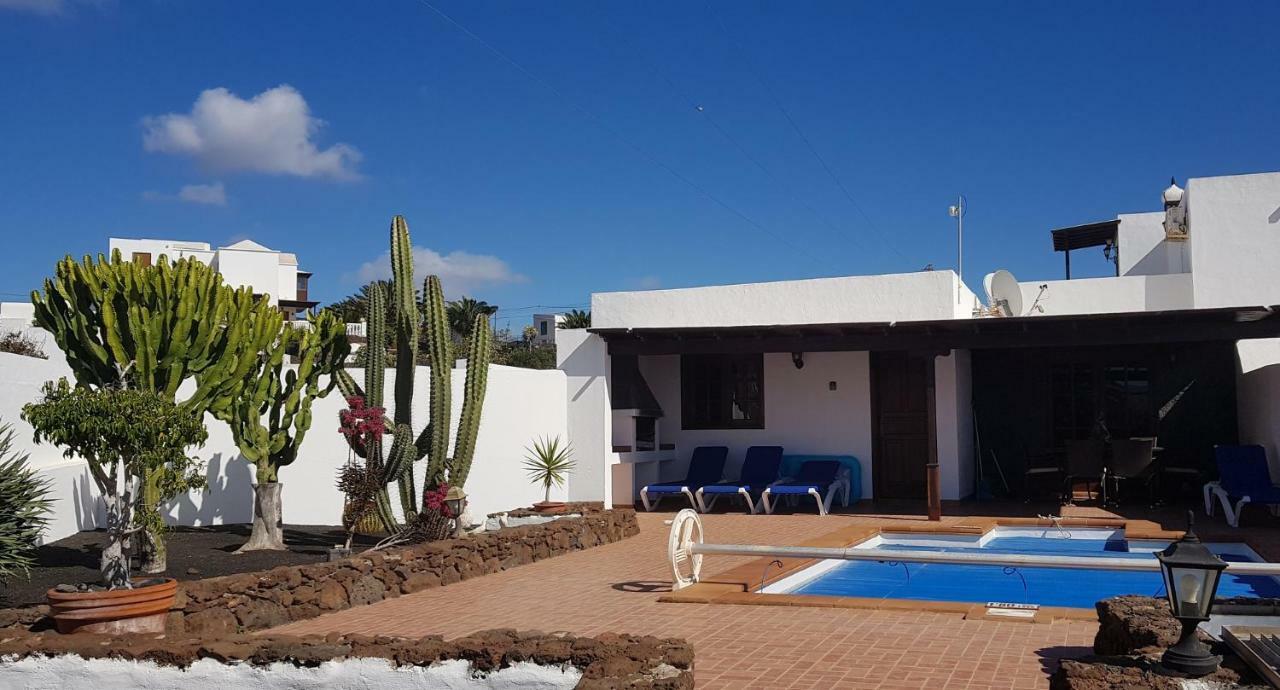 Villa Lucky - Heated Pool Macher Exterior photo
